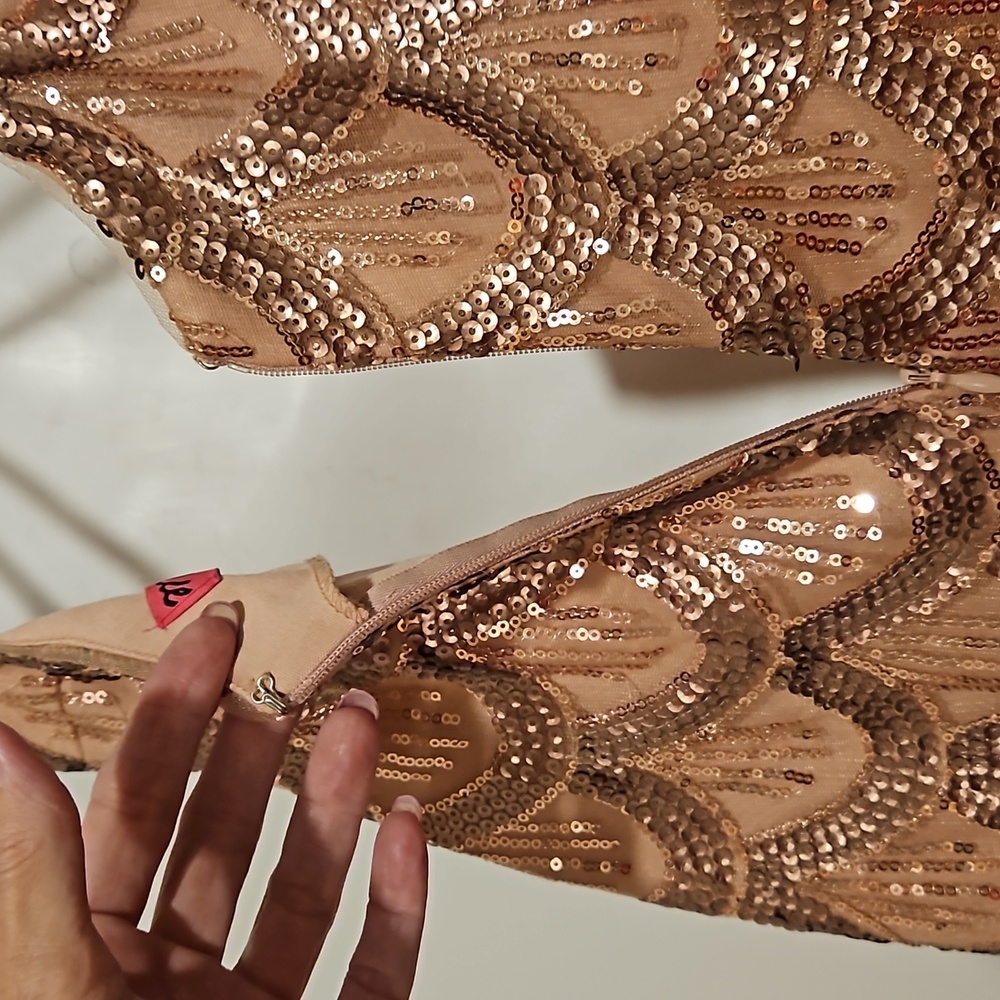 Morgan & Co. rose gold sequin scallop pattern lined sz. 3/4 sleeveless - Picture 9 of 14